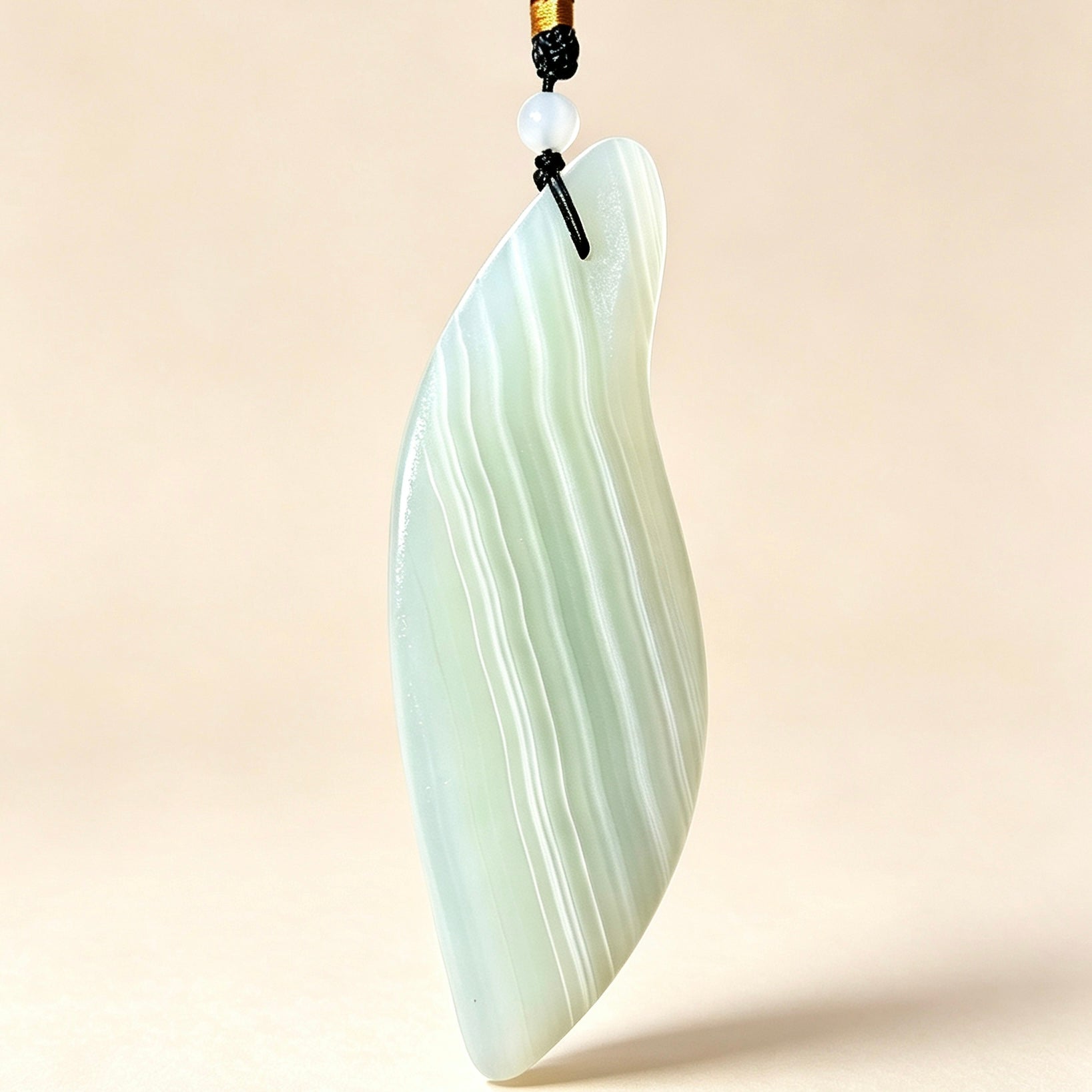 Xiuyu Jade Gua Sha Board – Hand-Carved Natural Jade Facial Massage Tool